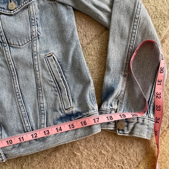GAP Denim Trucker Jacket - Picture 6 of 8